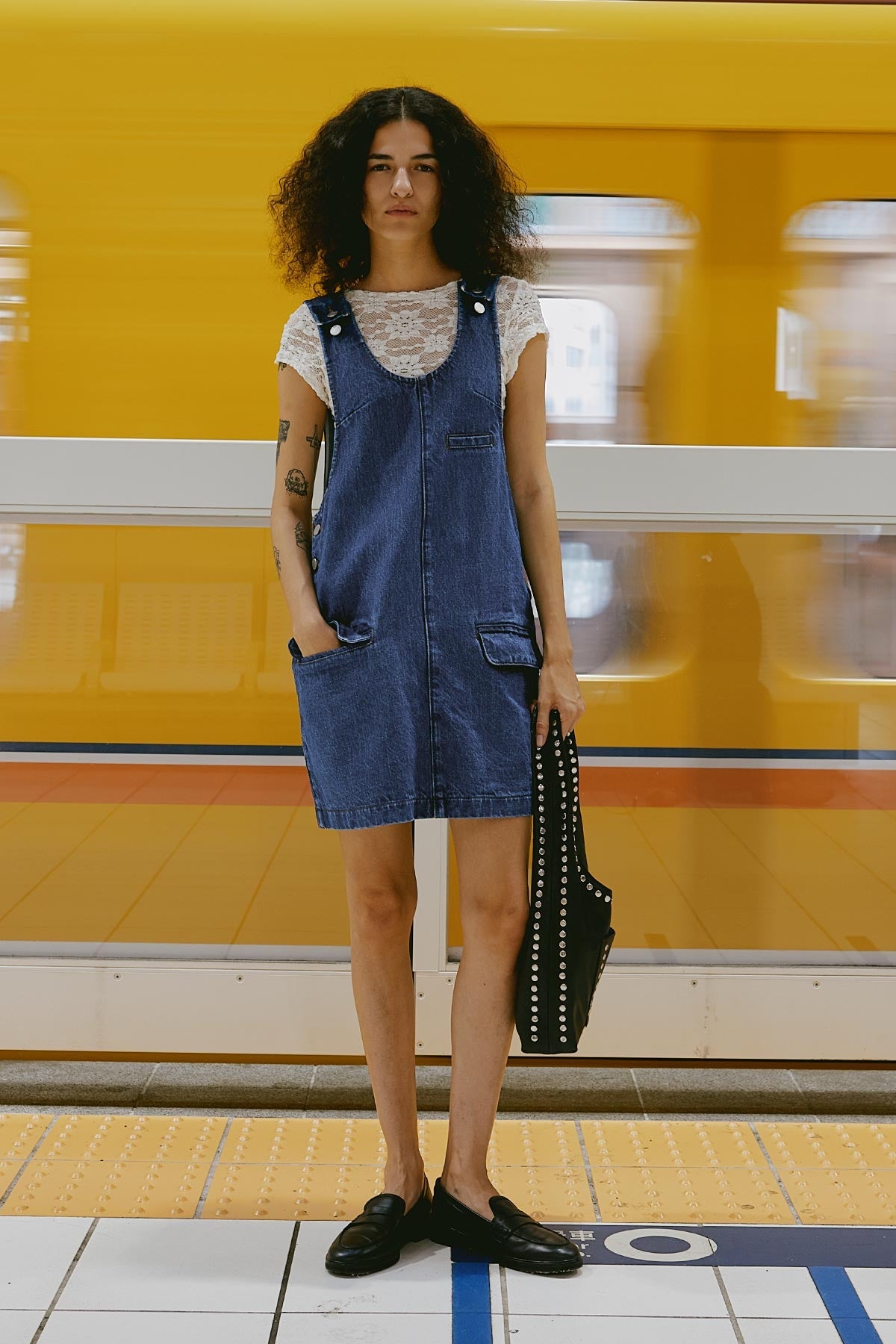 Galo Sunflower Lace Tee